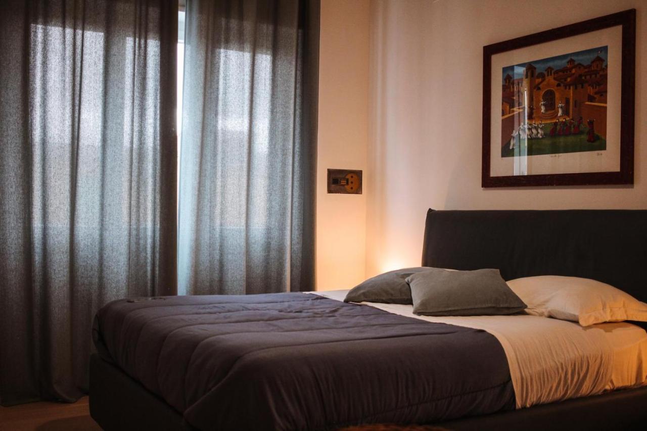 Carnale Guest House Σαλέρνο Εξωτερικό φωτογραφία